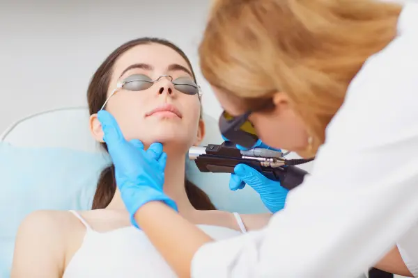 Q-Switched ND_YAG Laser